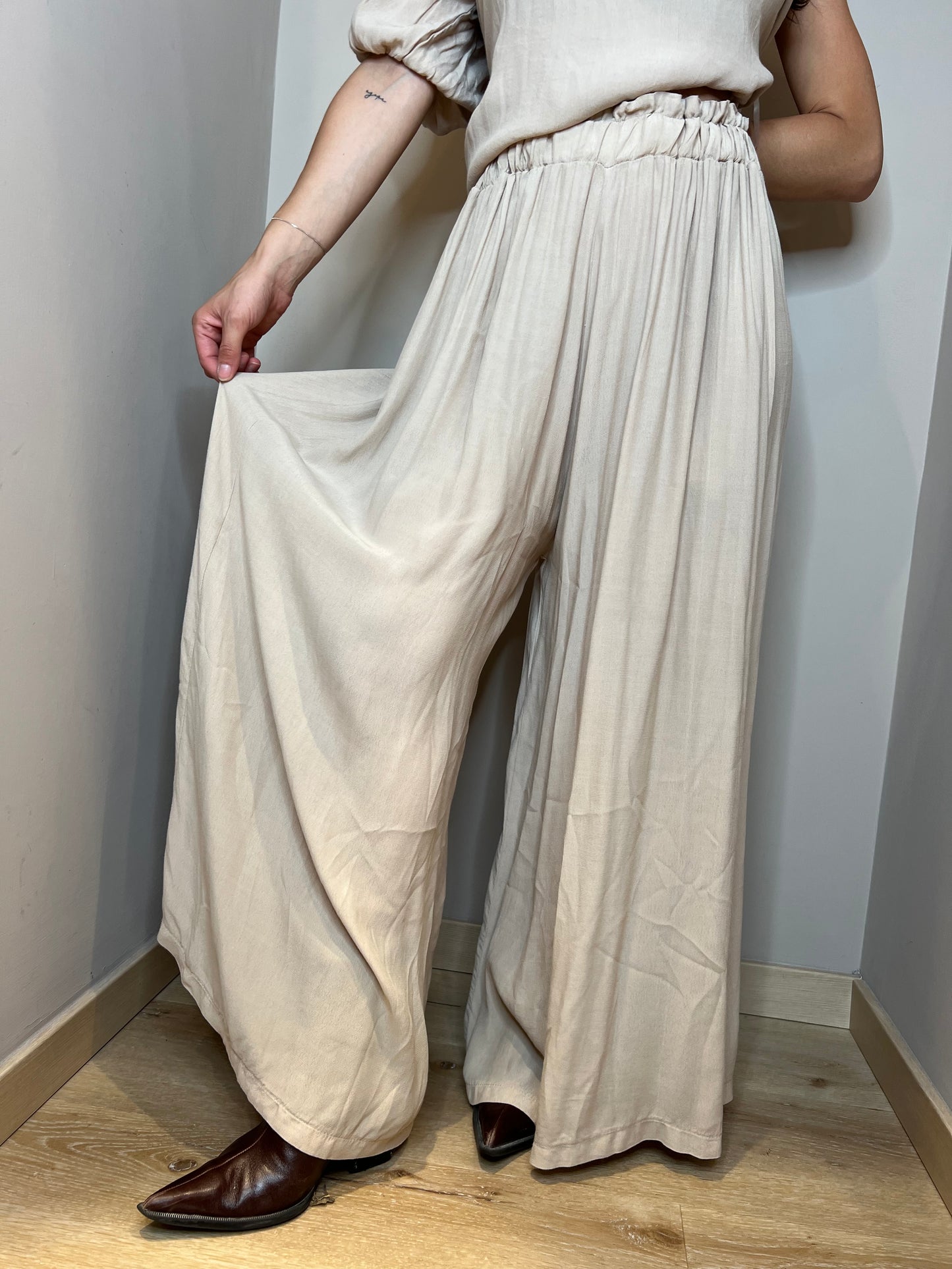 Pantaloni in viscosa