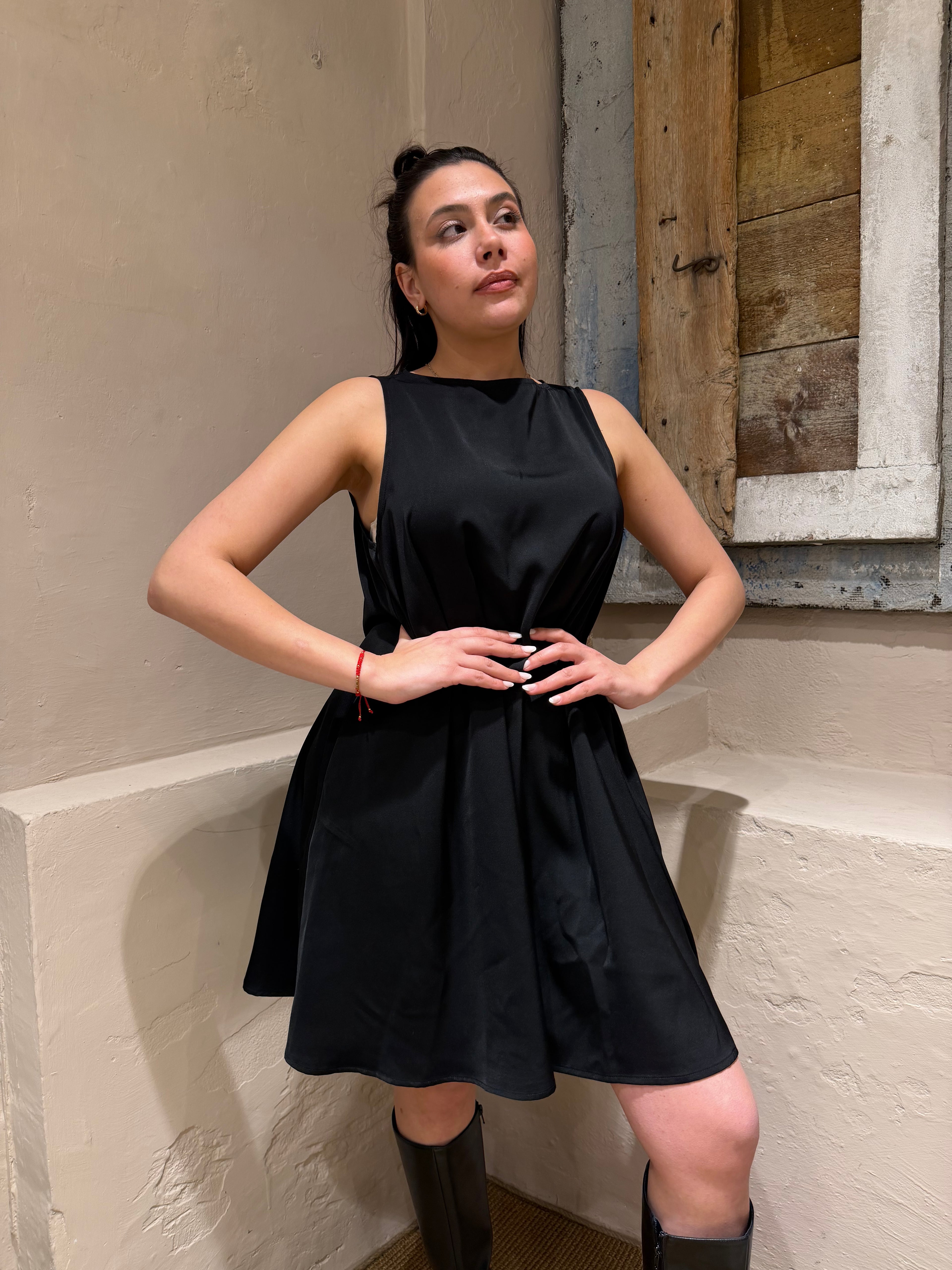 Abito fluido mano seta