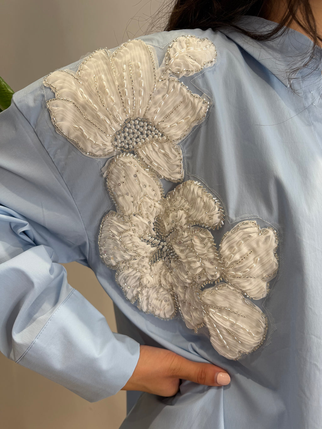 Camicia popeline con applicazioni