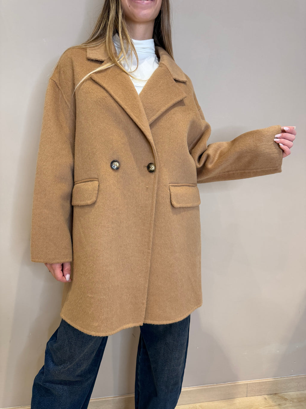 Cappotto corto linea slim