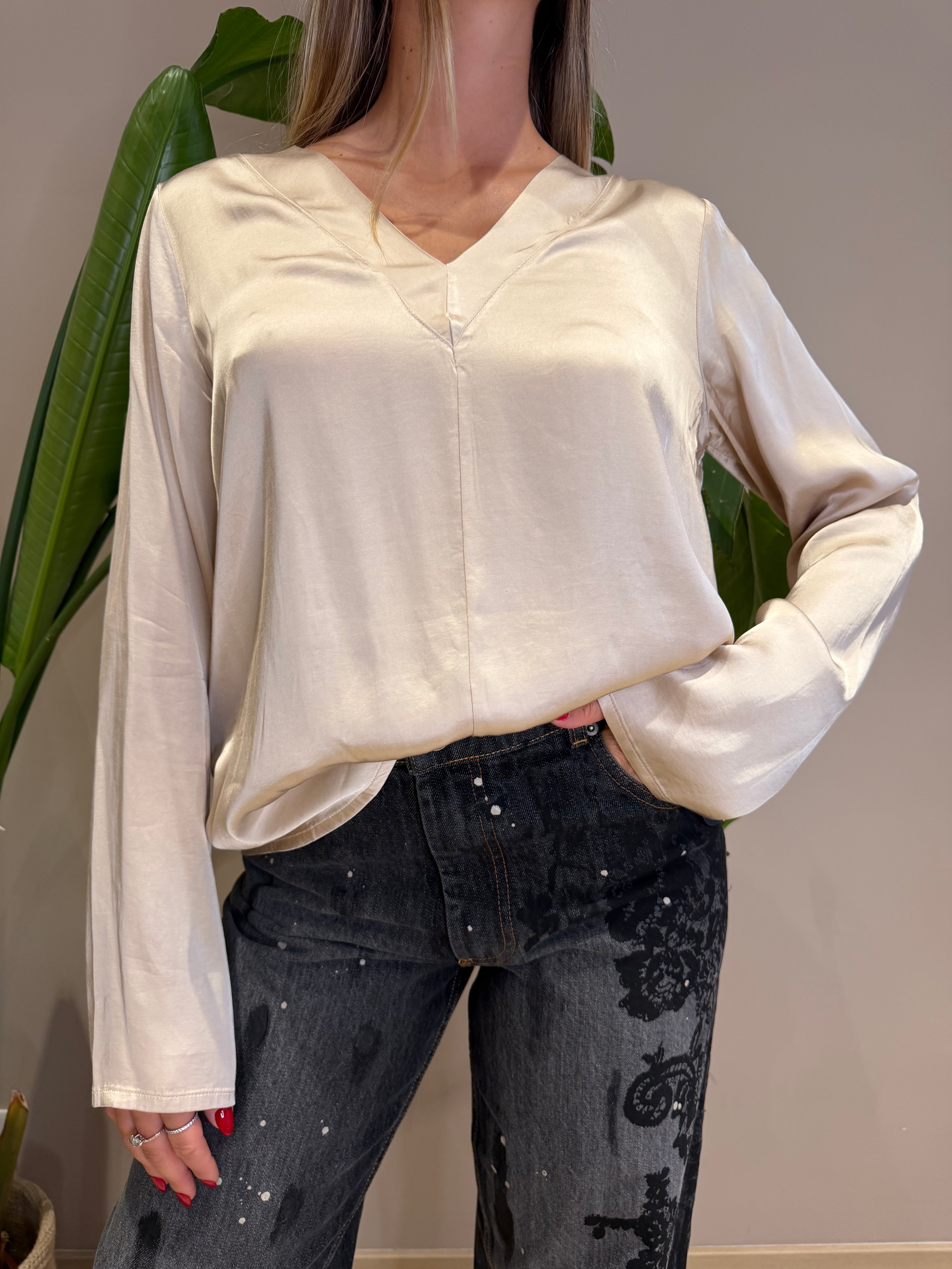 Blusa in rasatello 100% viscosa