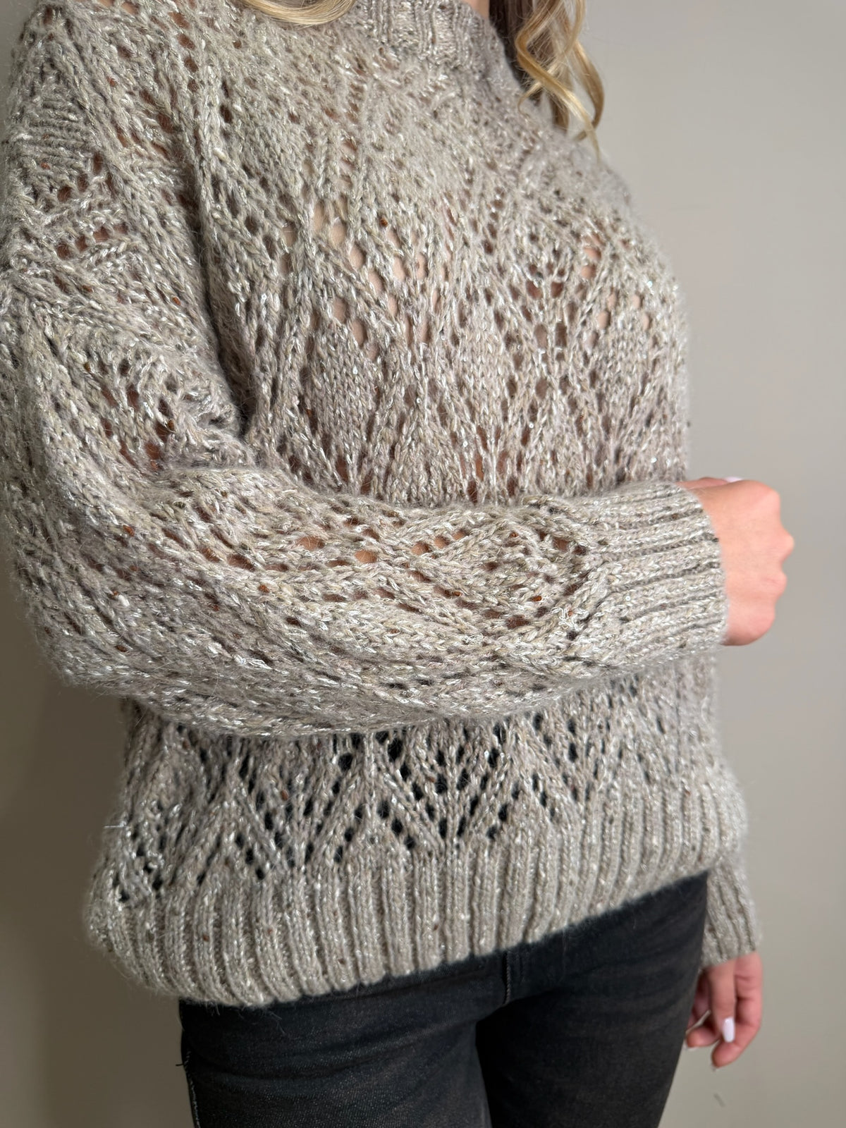 Maglia traforata inserto paillettes