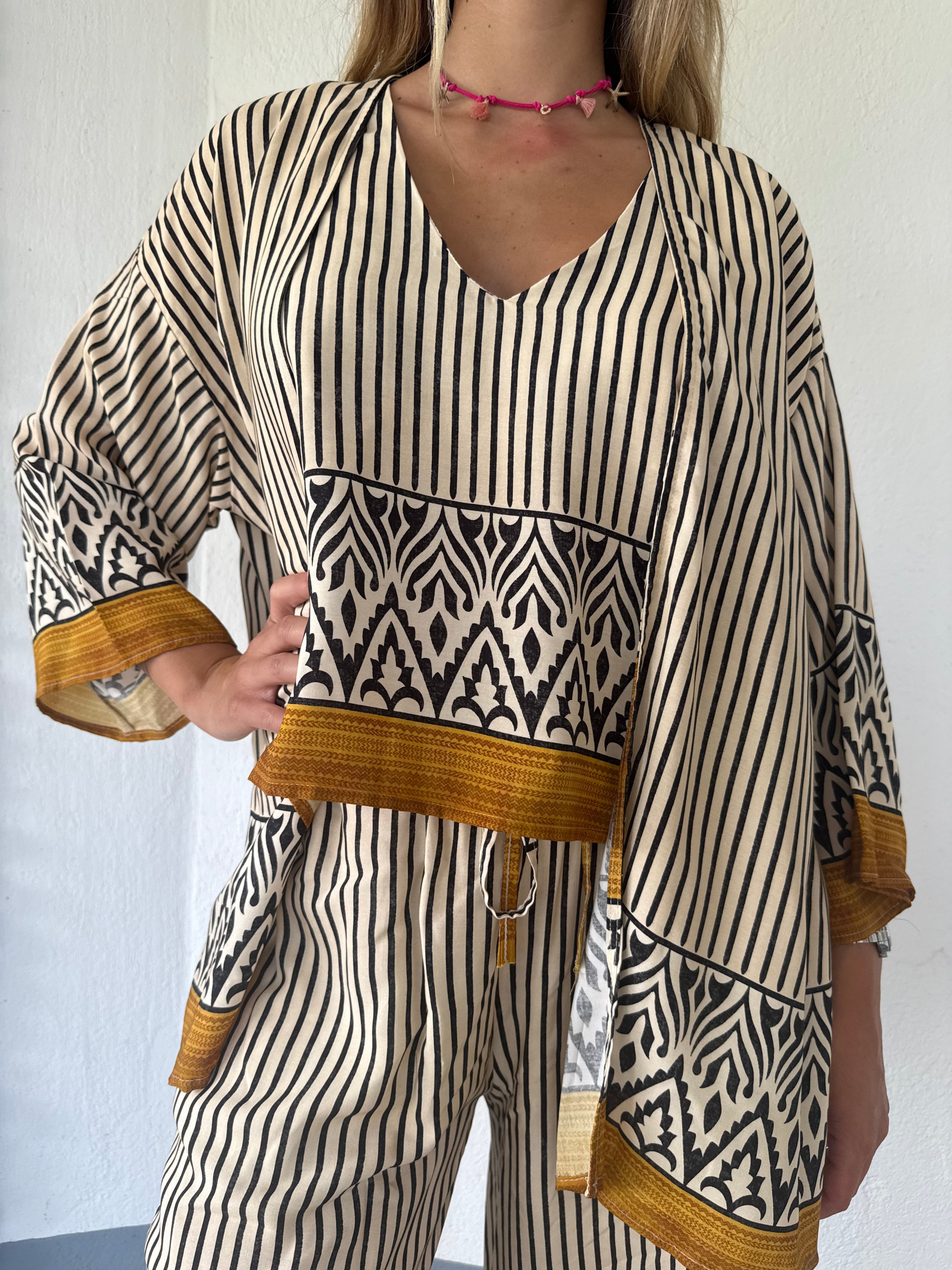 Kimono a righe