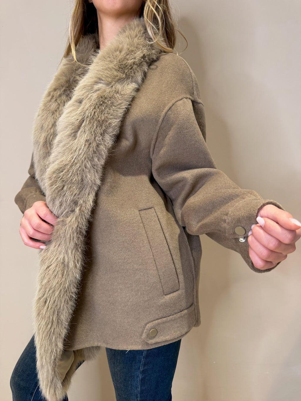 Cappottino collo pelliccia
