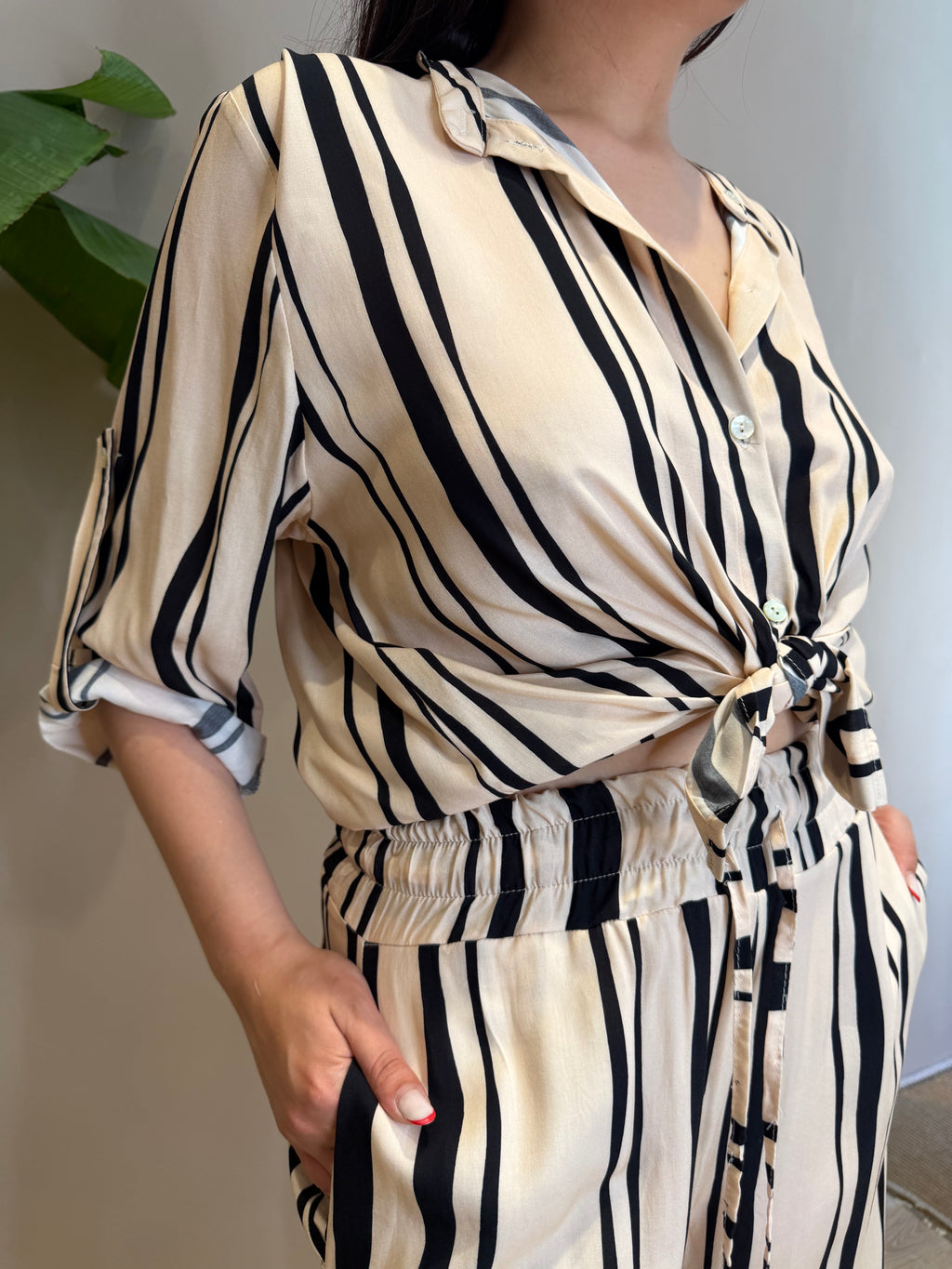 Camicia riga coreana