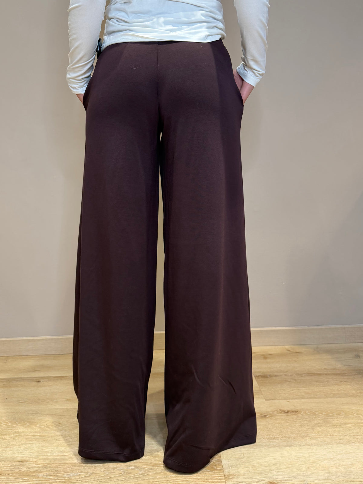 Pantalone fascia a vita con pence