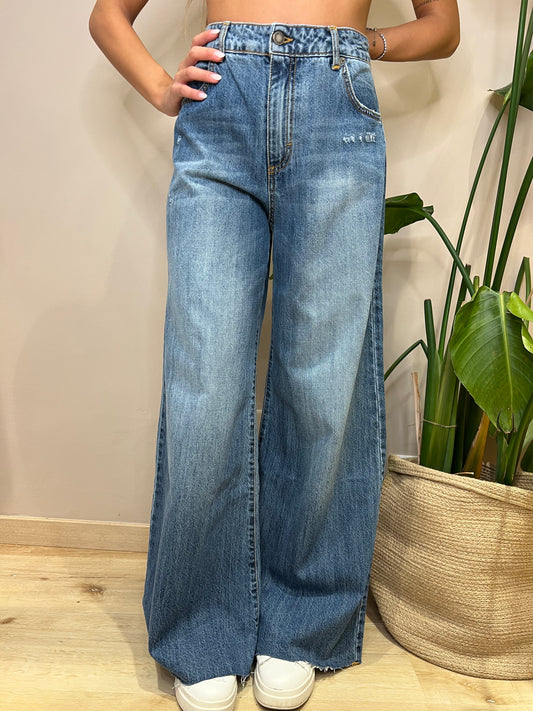 Jeans gamba palazzo