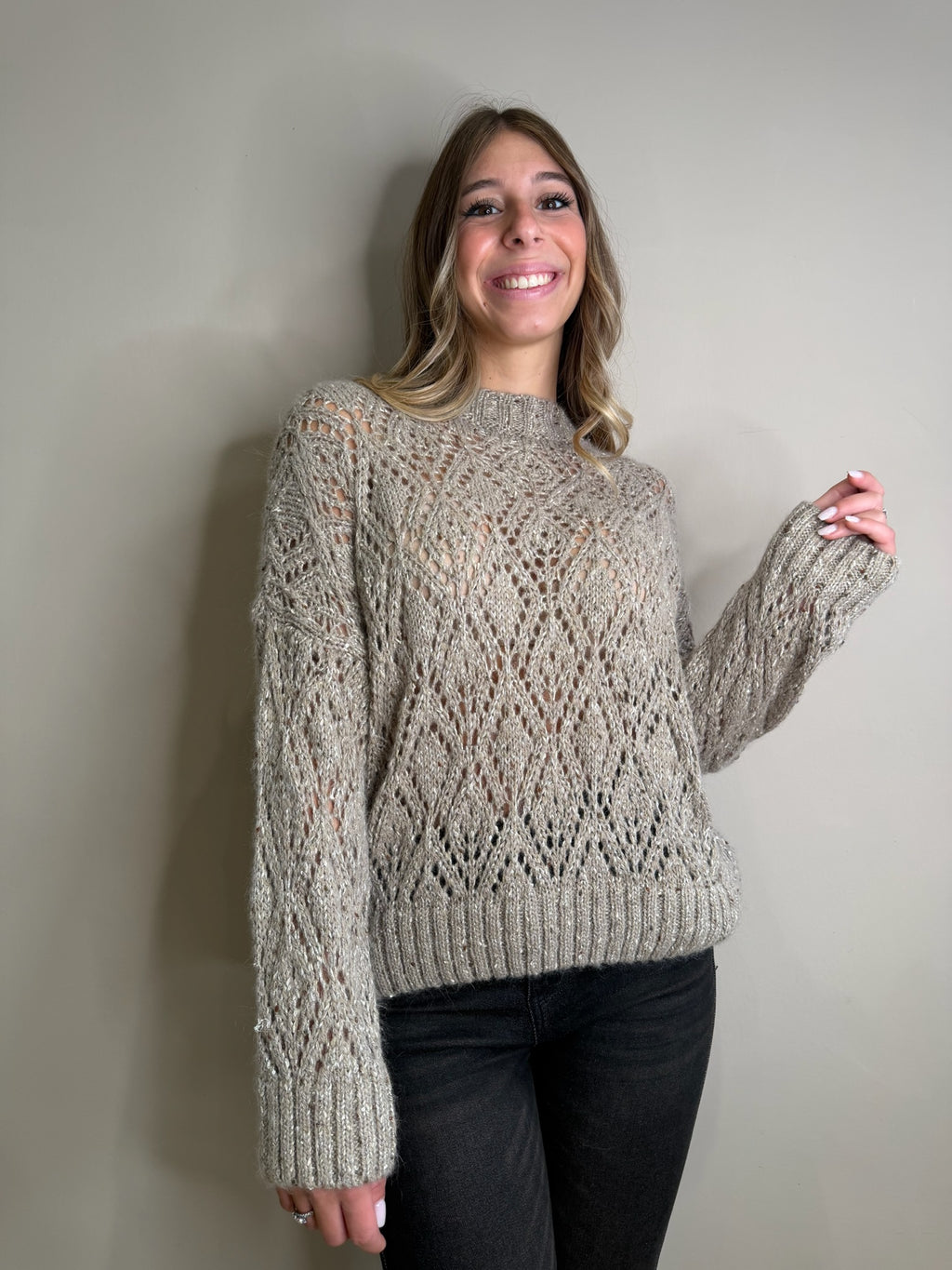 Maglia traforata inserto paillettes