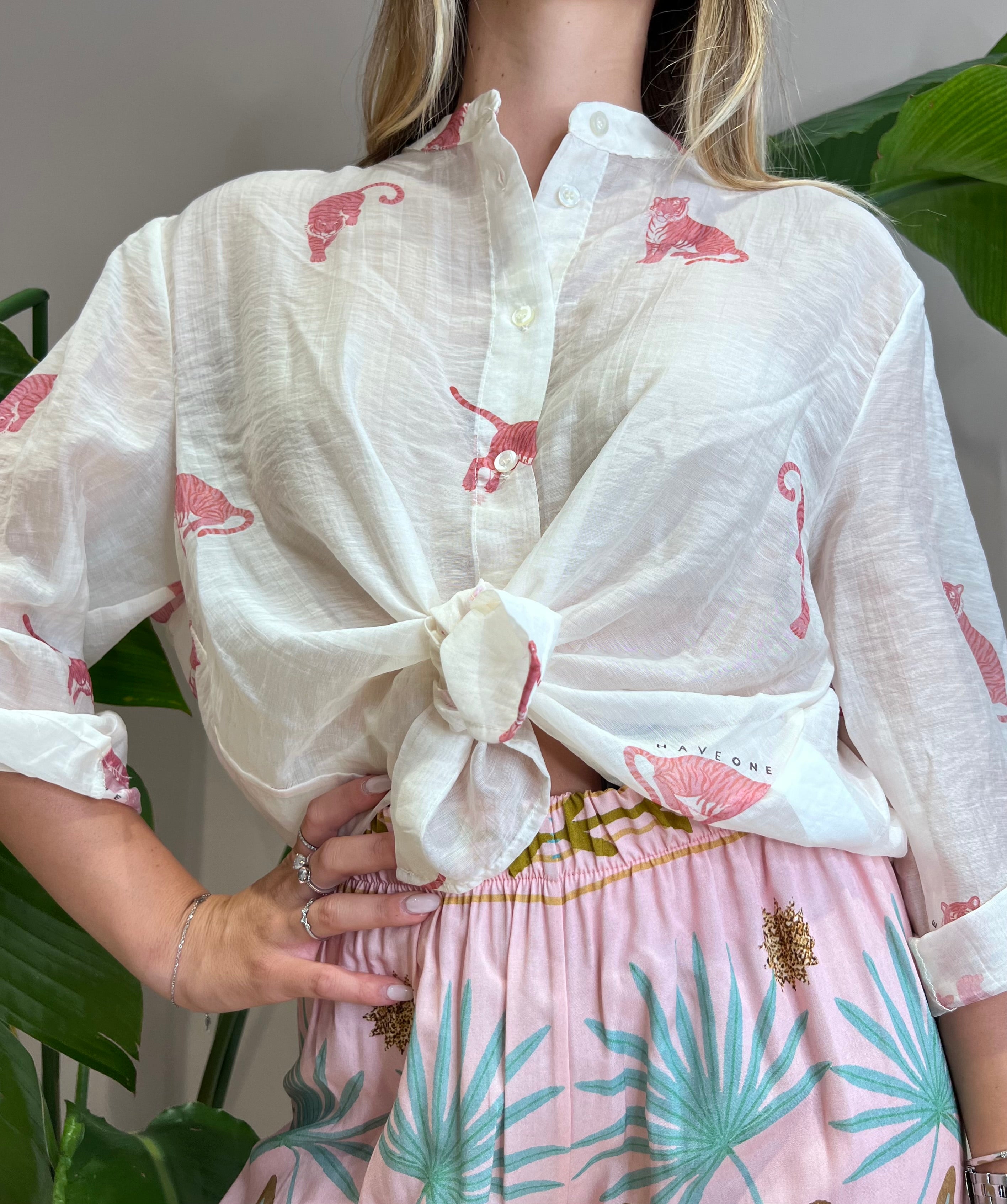 Camicia in mussola fantasia tigre