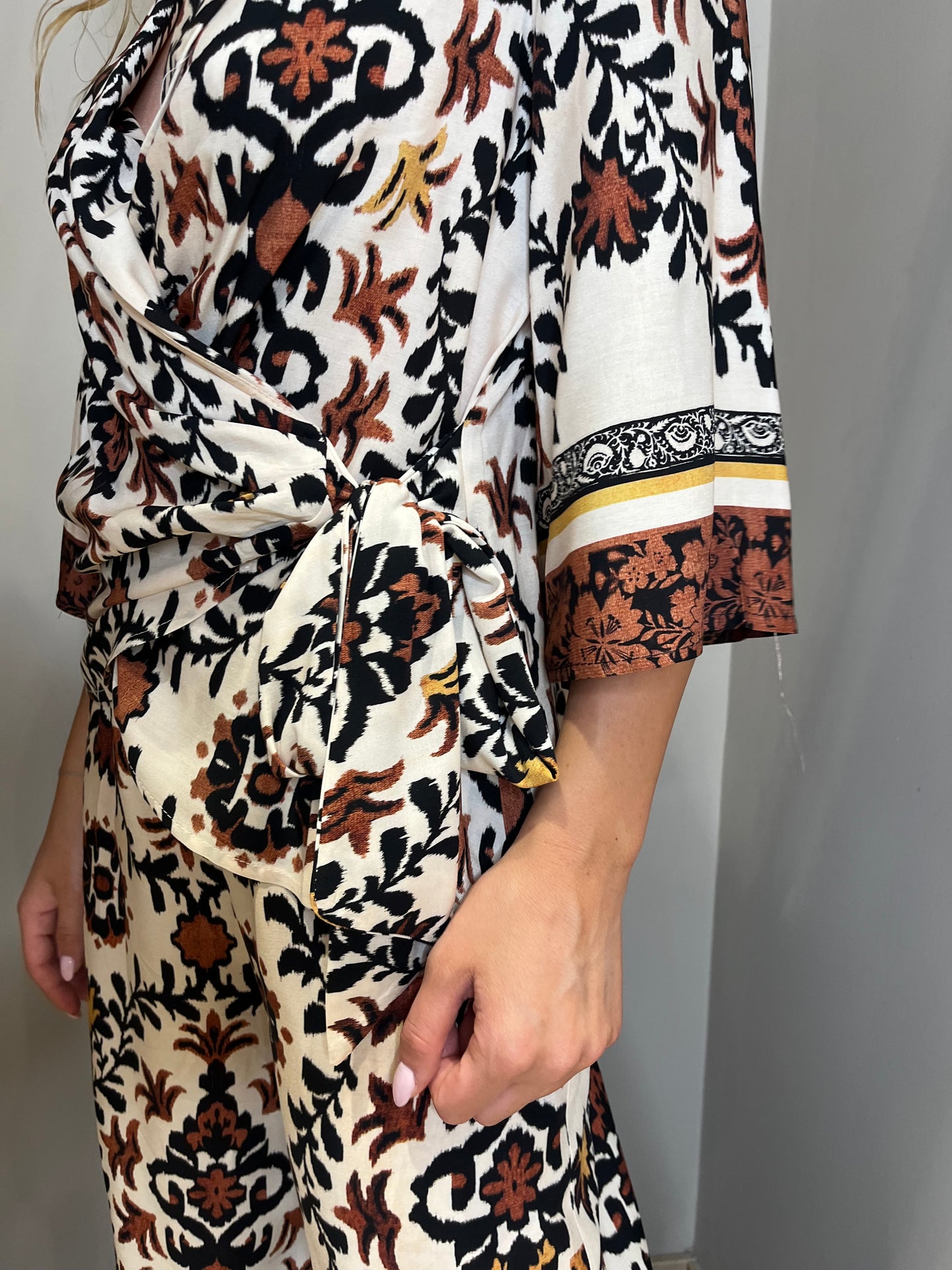 Blusa nodo fantasia