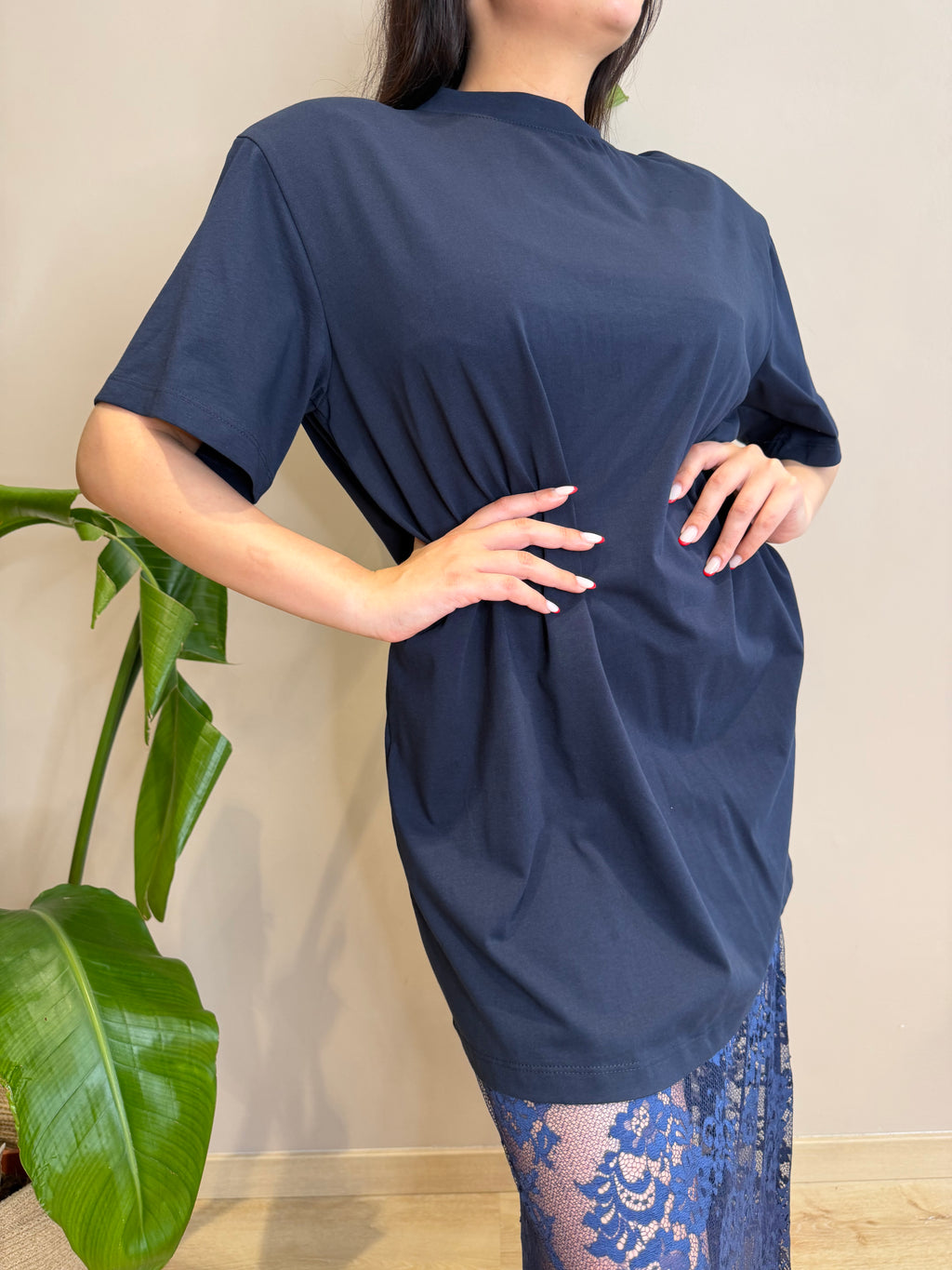 Abito pizzo + t-shirt blu