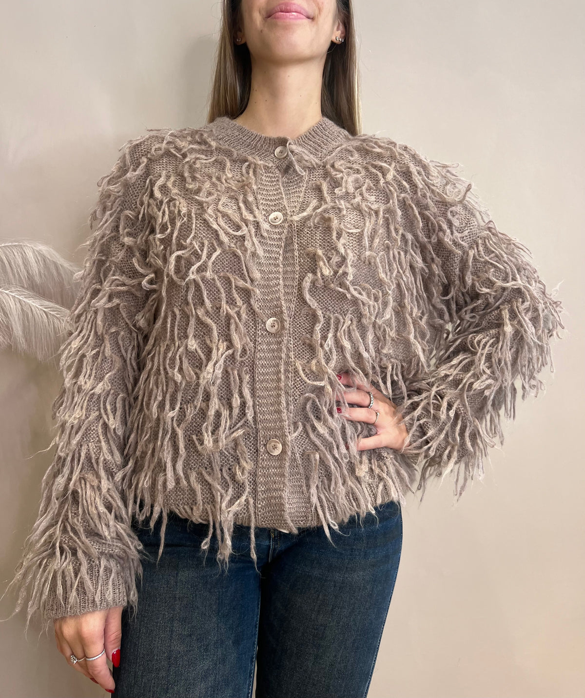 Cardigan sfrangiato