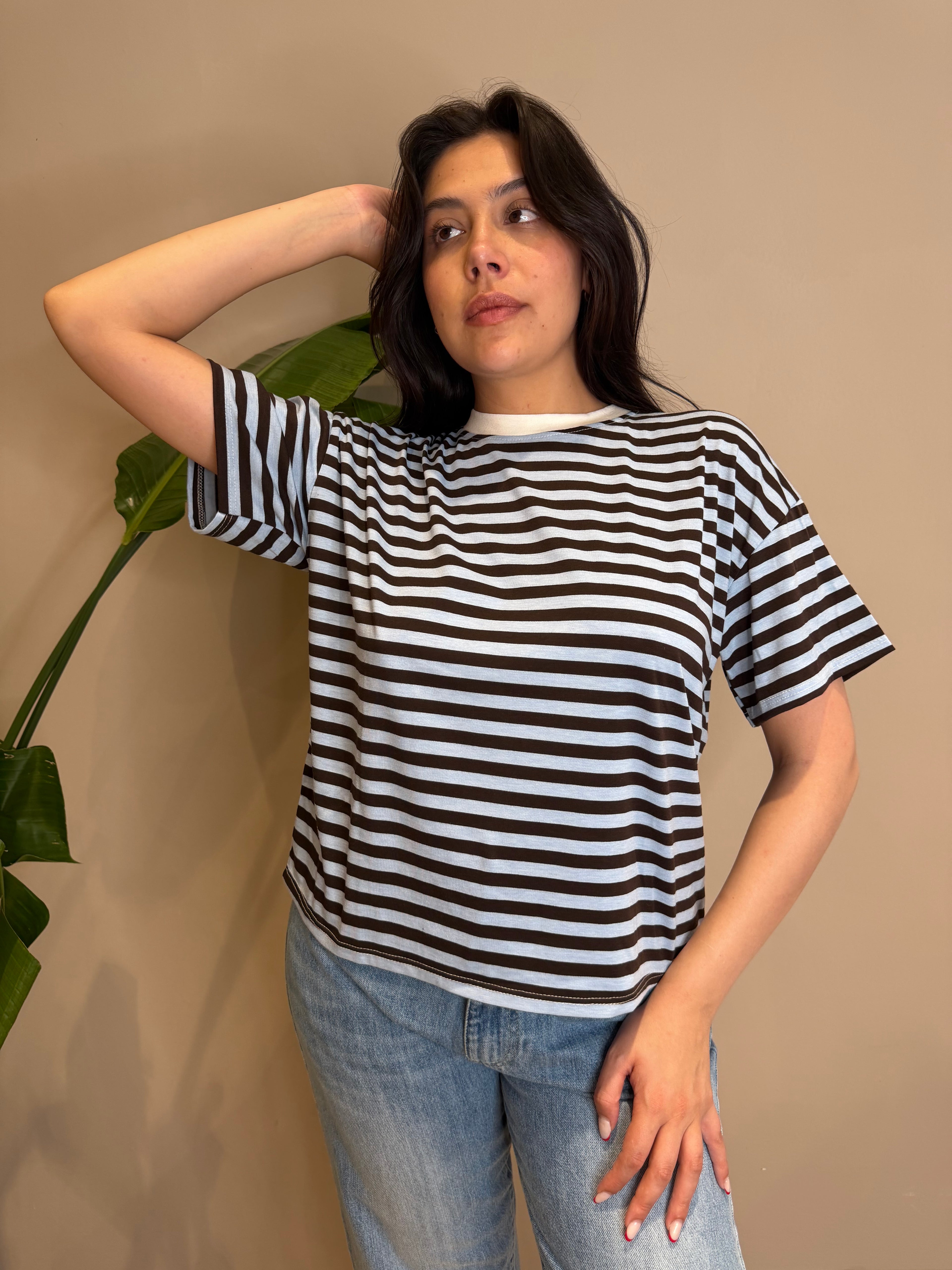 T-shirt riga manica corta a scatola