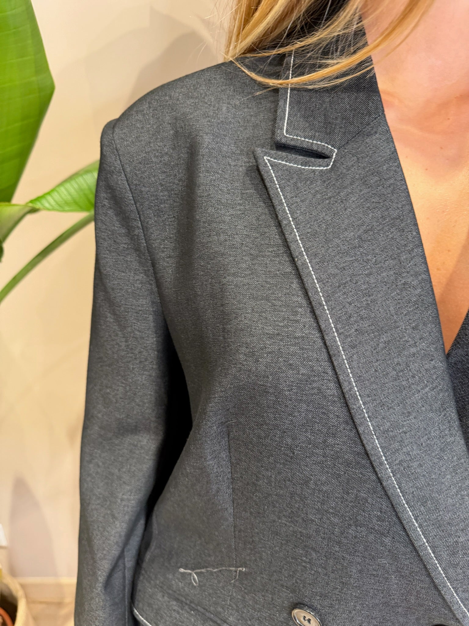 Giacca Denim con spilla