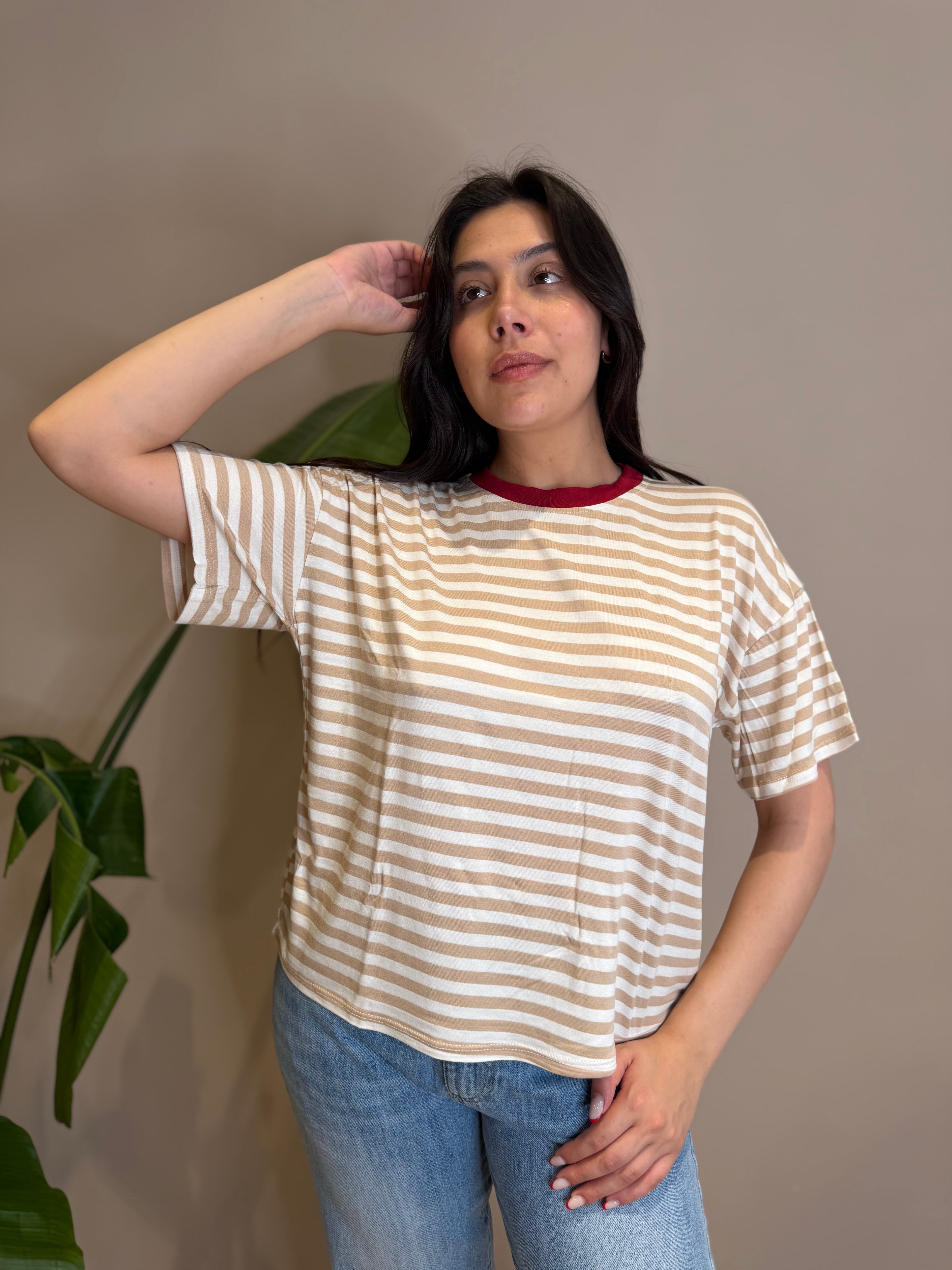 T-shirt riga manica corta a scatola