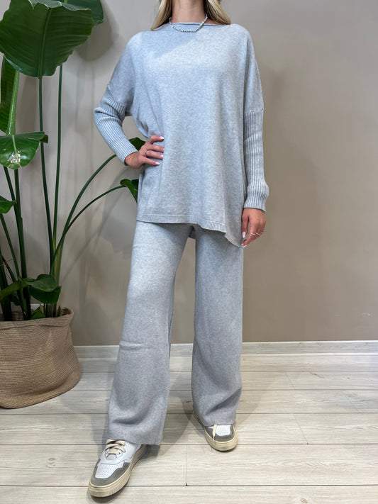 Completo Maxi maglia con pantalone