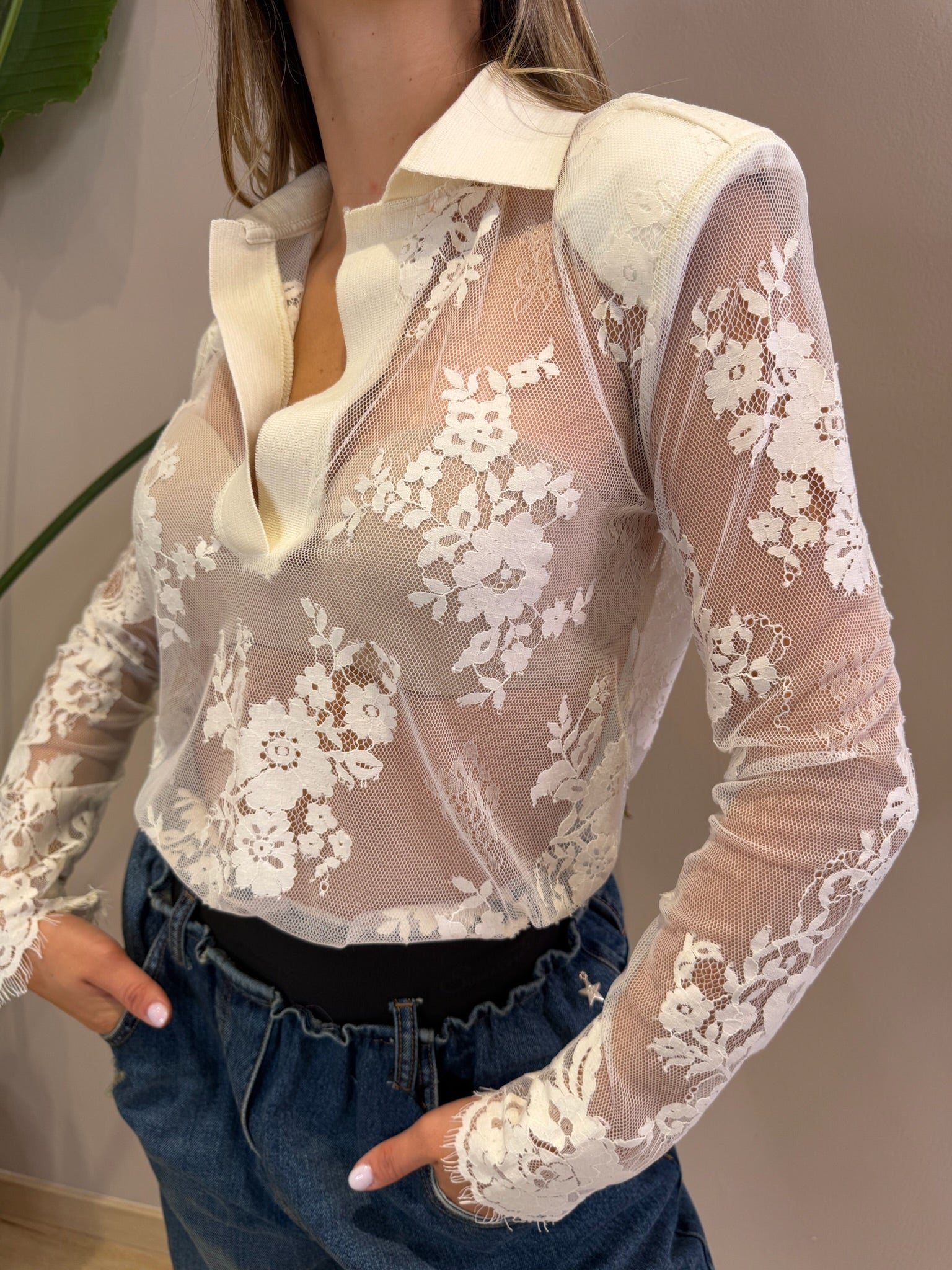 Body pizzo con colletto