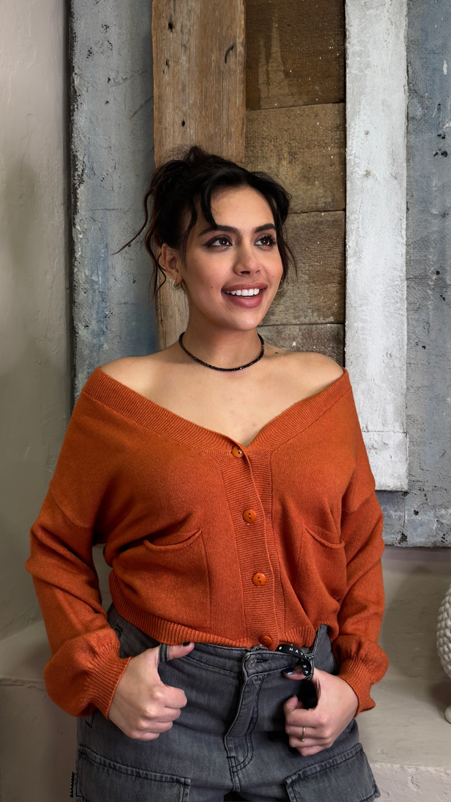 Cardigan scollo V con tasche