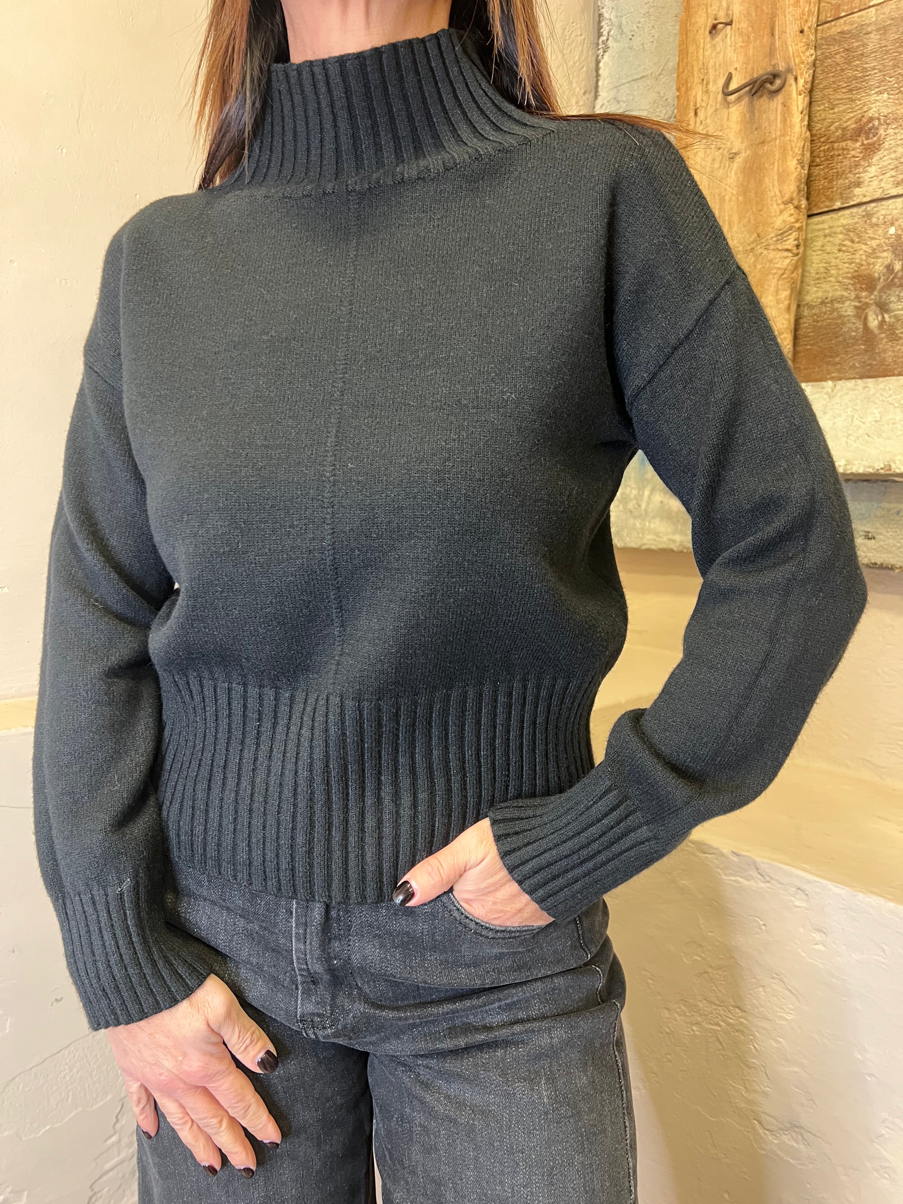 Maglia viscosa collo costina