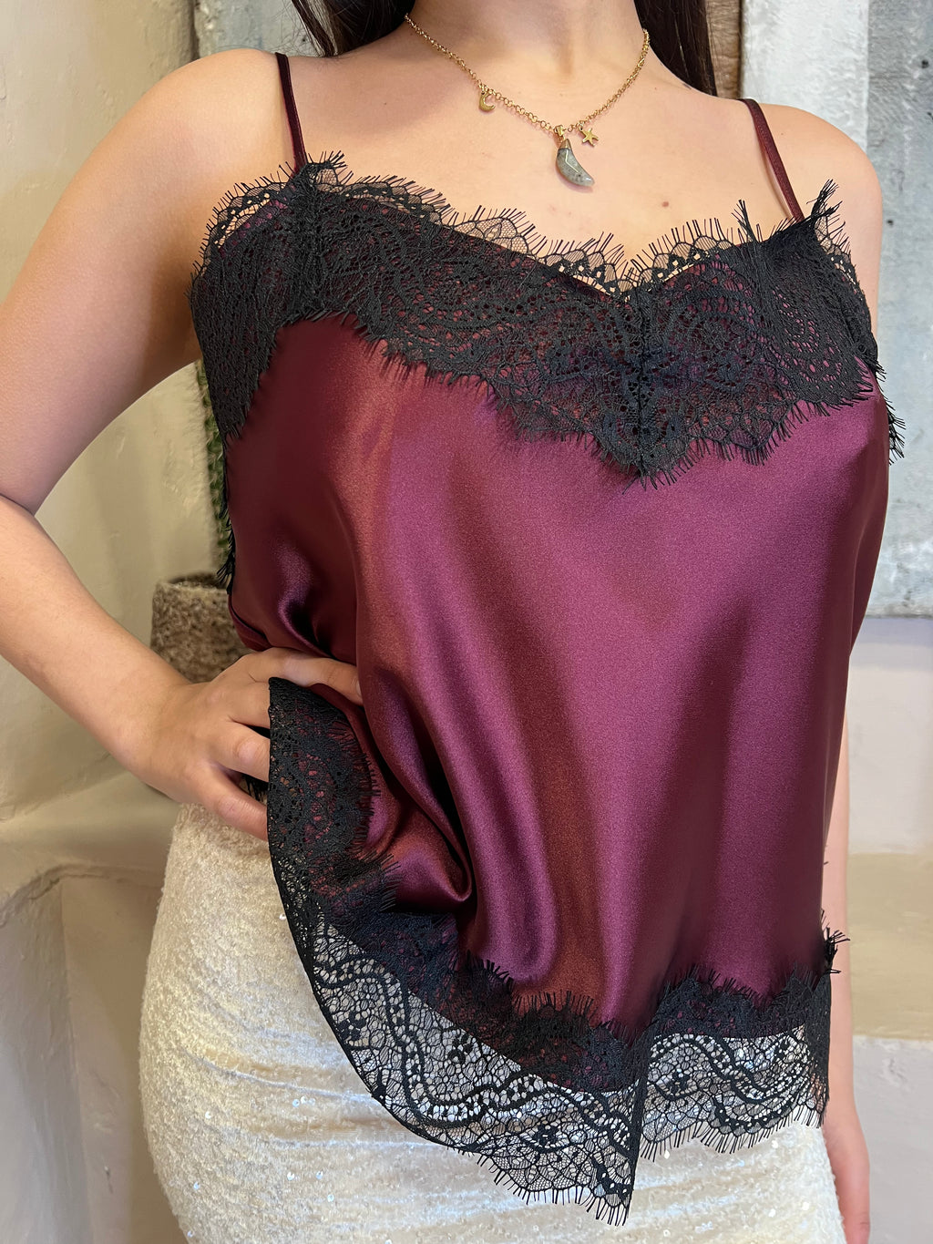 Top pizzo a contrasto